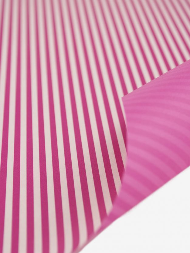 geschenkpapierbogen-creme-mit-streifen-pink